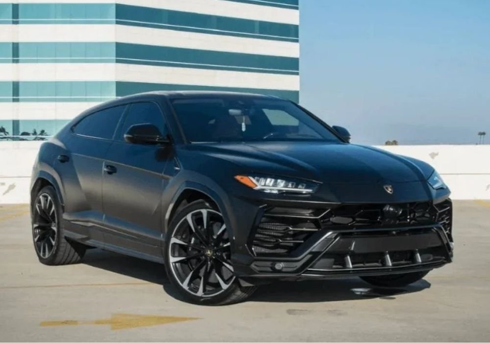 Matte black Lamborghini Urus| Exotic Drives LA Car Rentals