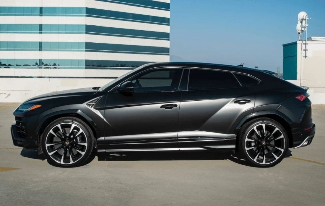 Matte black Lamborghini Urus| Exotic Drives LA Car Rentals